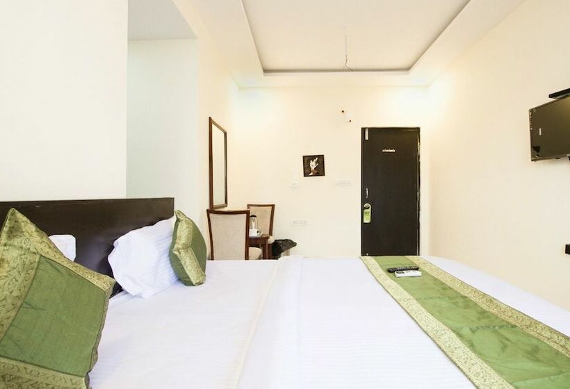 豪华房间, Treebo Midtown