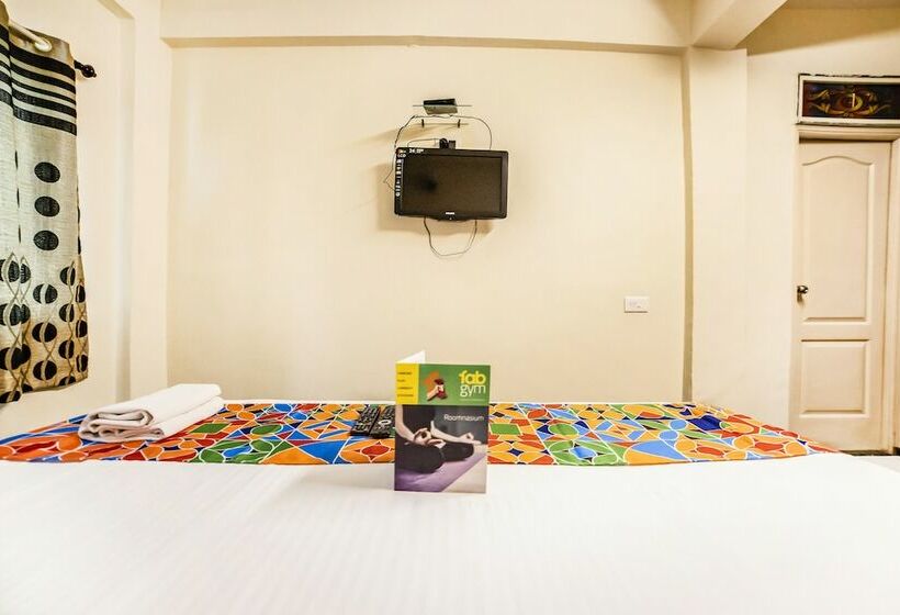 豪华房间, Fabhotel East Field Homes   Nr Airport Road