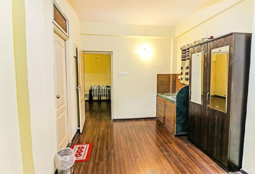 豪华房间, Fabhotel East Field Homes   Nr Airport Road