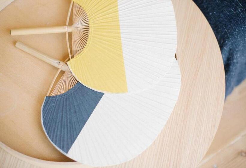 家庭间, Sunny Day Hostel