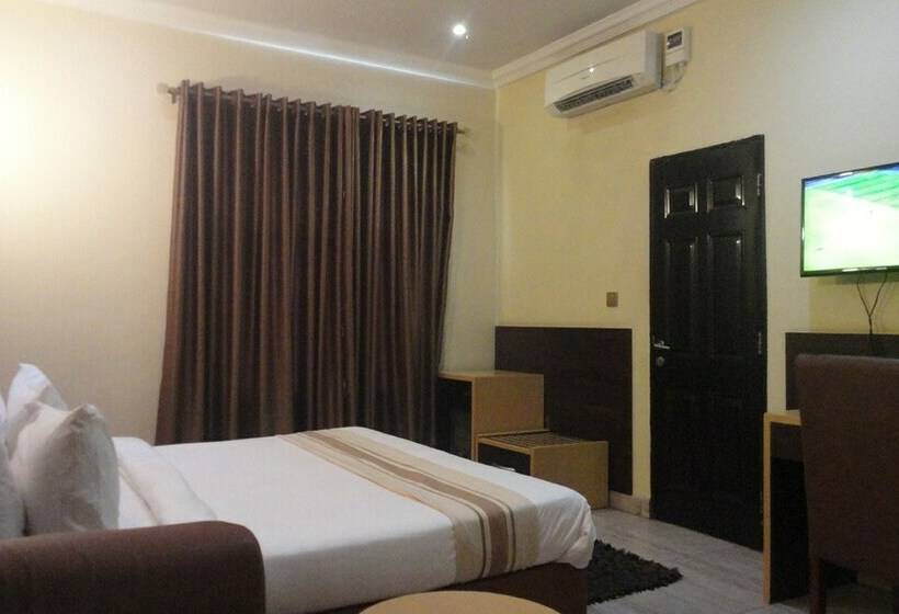 اتاق لوکس, Caesar S Court Hotel And Suites