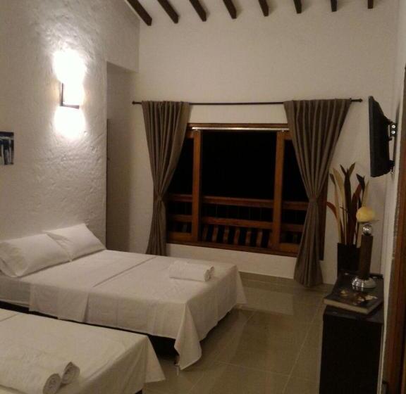 اتاق استاندارد سه نفره, Finca Hotel Guali Santafe