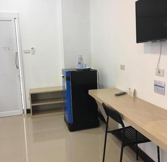 キングサイズベッドのスタンダードルーム, Bankhun