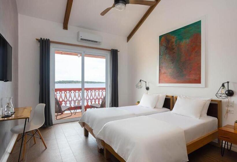 اتاق استاندارد با چشمانداز دریا, Divers Paradise Boutique