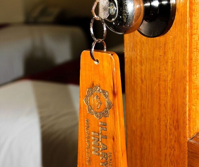 غرفة عائلية, Illary Inn