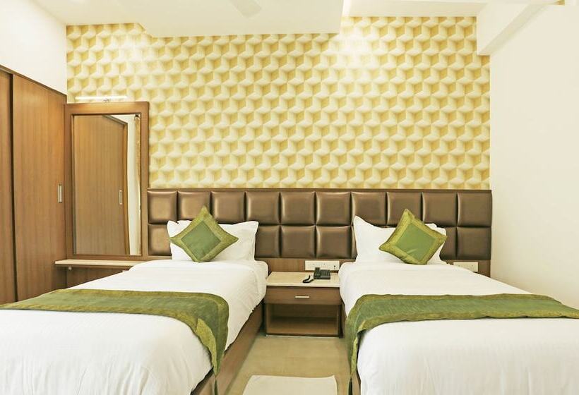 Номер Deluxe, Treebo Pechis Castle