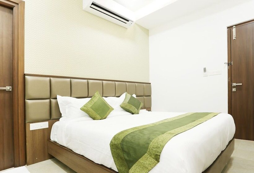 Номер Deluxe, Treebo Pechis Castle