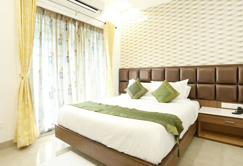 Номер Стандарт, Treebo Pechis Castle