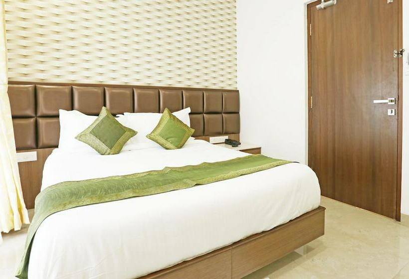 Номер Стандарт, Treebo Pechis Castle