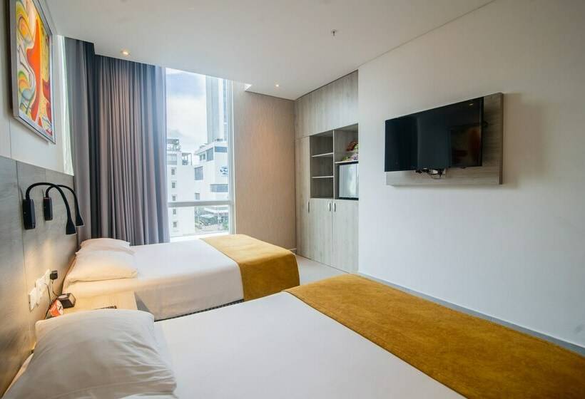 غرفه قياسيه سريرين مزدوجين, Zi One Luxury