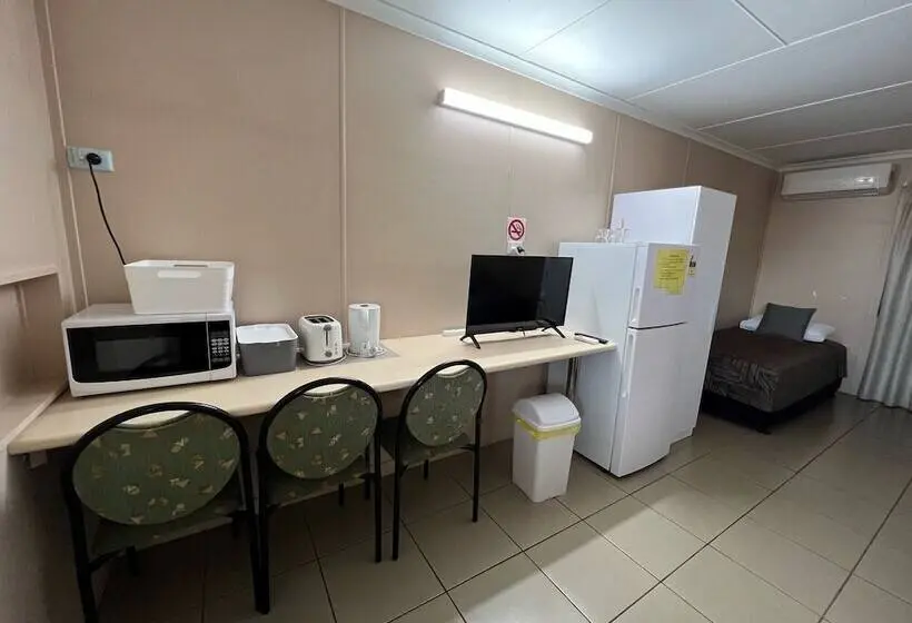 ファミリールーム, Childers Budget Accommodation