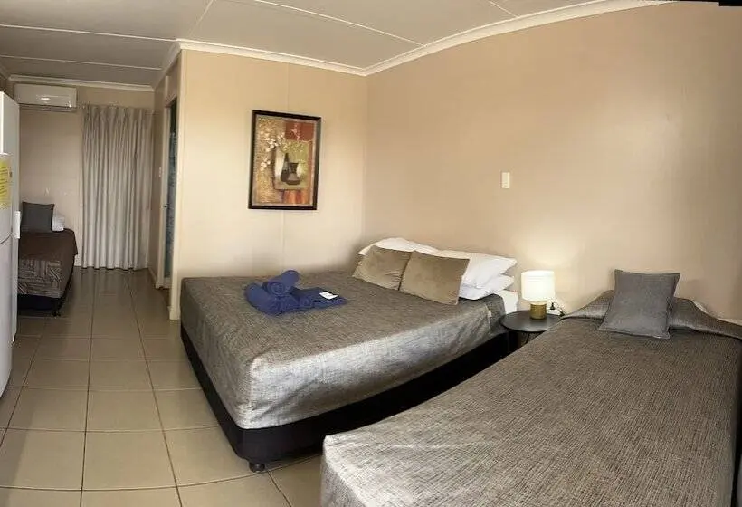 ファミリールーム, Childers Budget Accommodation