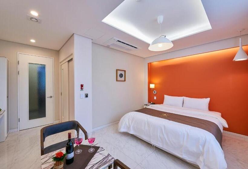 חדר סטנדרט, Gwangju Aura