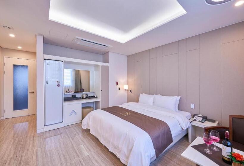 חדר ביזנס, Gwangju Aura