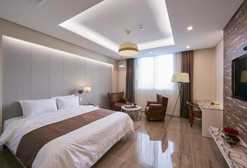 חדר דלוקס, Gwangju Aura