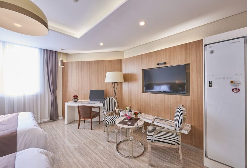 חדר פרמיום, Gwangju Aura