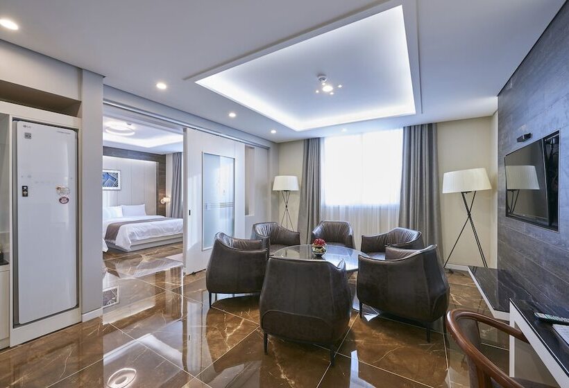 חדר סטנדרט, Gwangju Aura