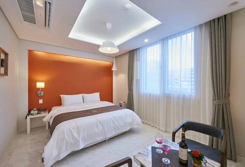 Standard-huone, Gwangju Aura