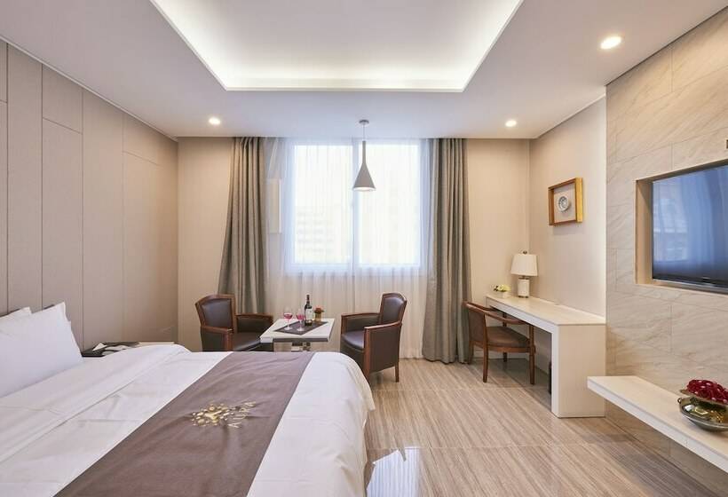 חדר ביזנס, Gwangju Aura