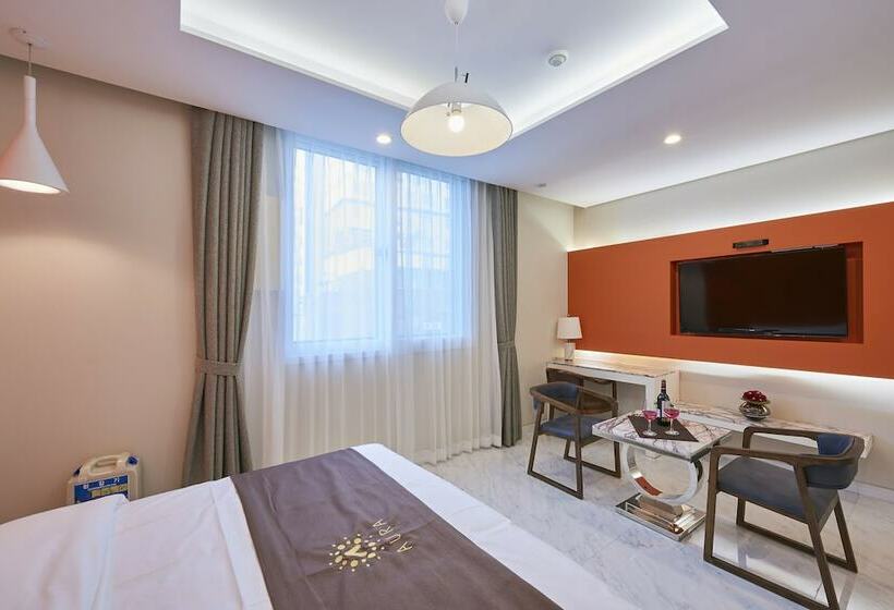 חדר סטנדרט, Gwangju Aura