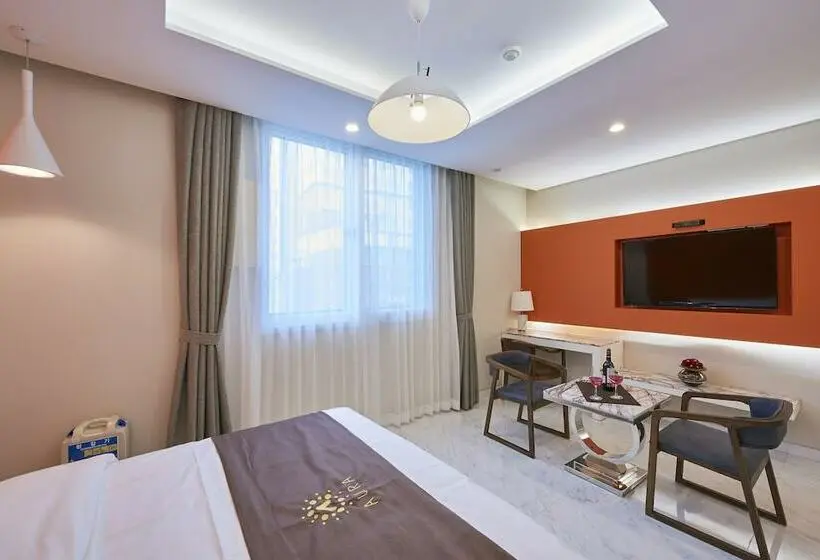 Standard-huone, Gwangju Aura