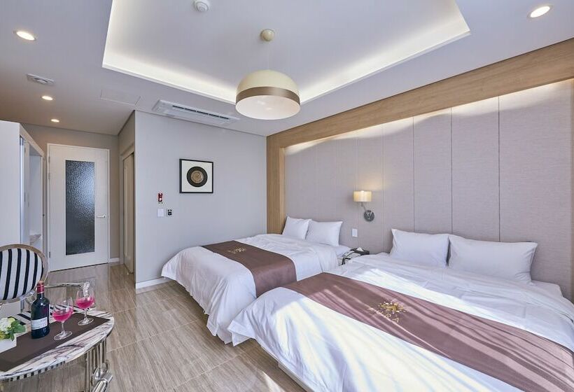 חדר דלוקס, Gwangju Aura