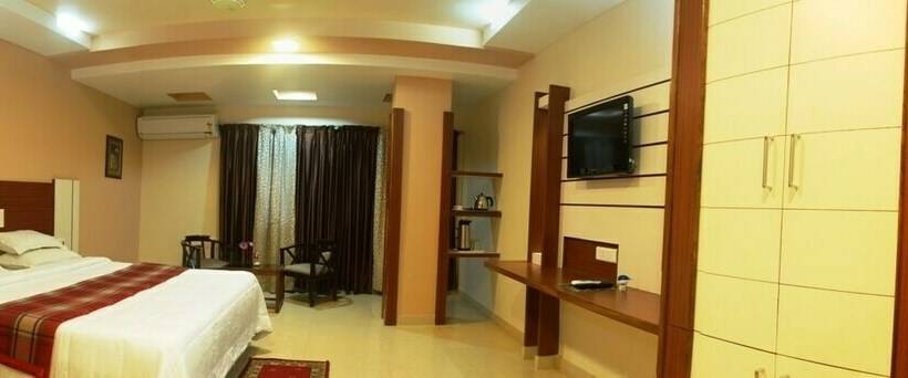 اتاق لوکس, Nayak Beach Resort