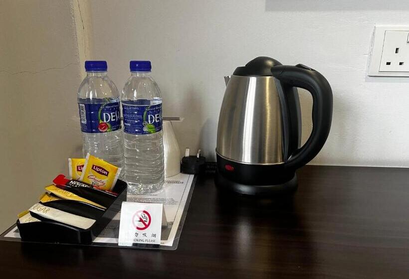 غرفة قياسية, Sin Lien