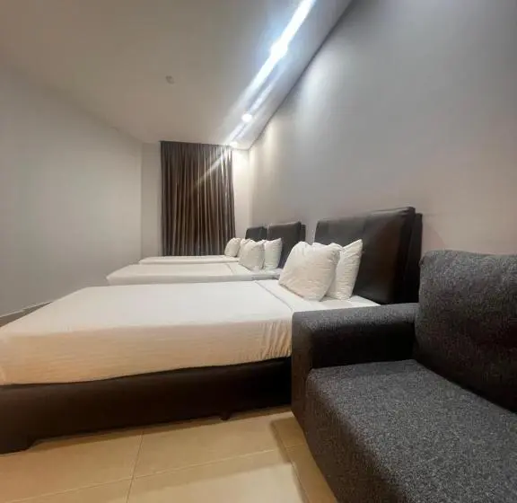 Comfort Kolmen Hengen Huone, Sin Lien
