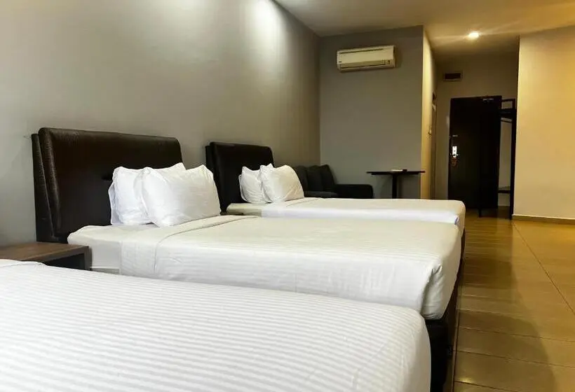 Comfort Kolmen Hengen Huone, Sin Lien