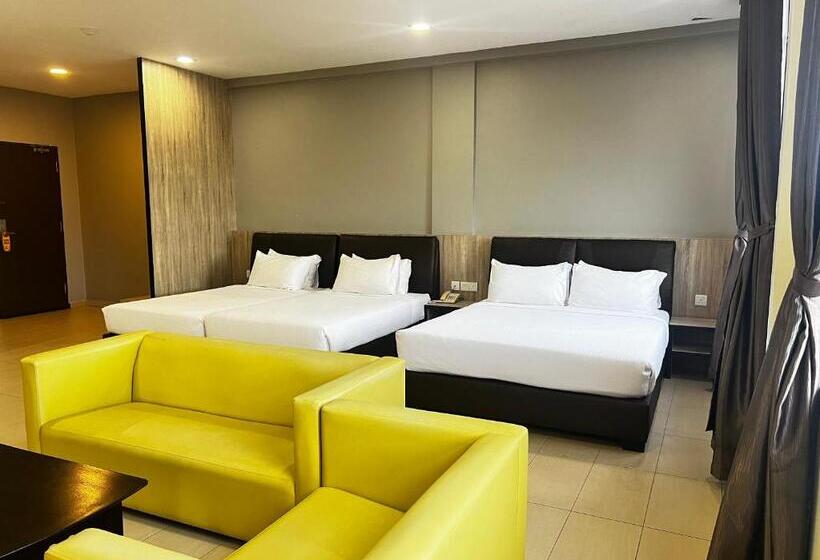 חדר סטנדרט לארבעה, Sin Lien