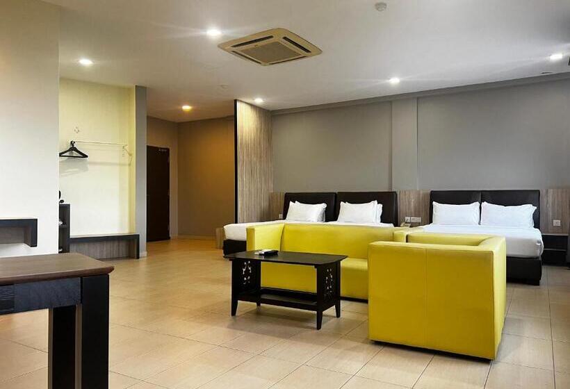 חדר סטנדרט לארבעה, Sin Lien