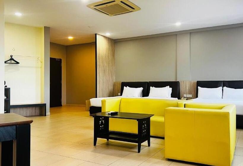 חדר סטנדרט לארבעה, Sin Lien