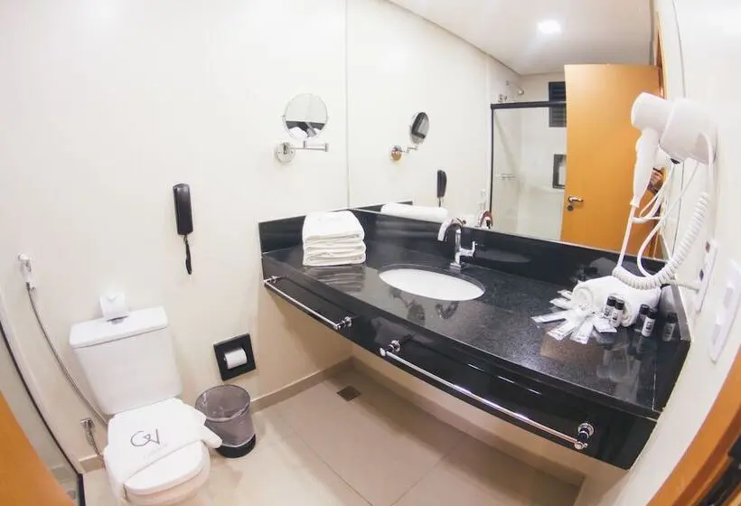 デラックストリプルルーム, Summit Suítes Hotel Caçapava