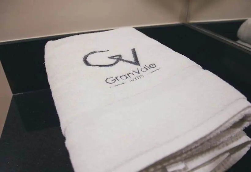 デラックストリプルルーム, Summit Suítes Hotel Caçapava
