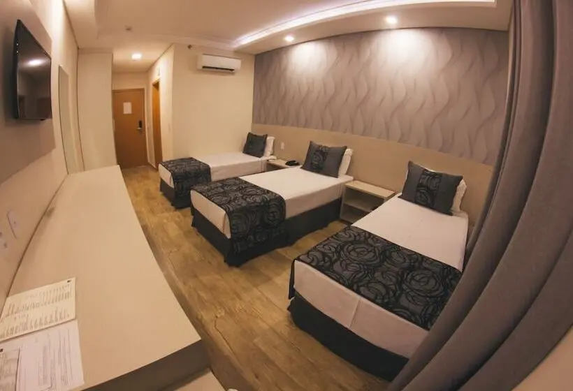 デラックストリプルルーム, Summit Suítes Hotel Caçapava