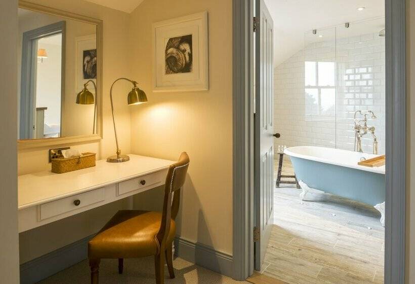 غرفة قياسية, The Cookie Jar