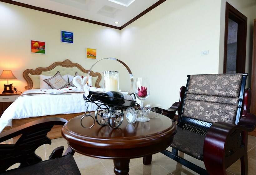 سوئیت پریمیوم, Vientiane Luxury