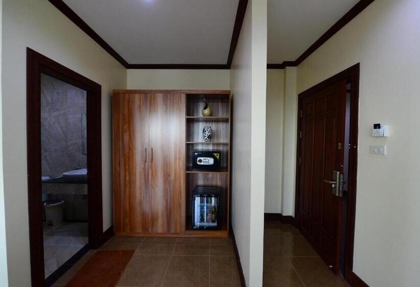 스탠다드 룸 킹사이즈 침대, Vientiane Luxury