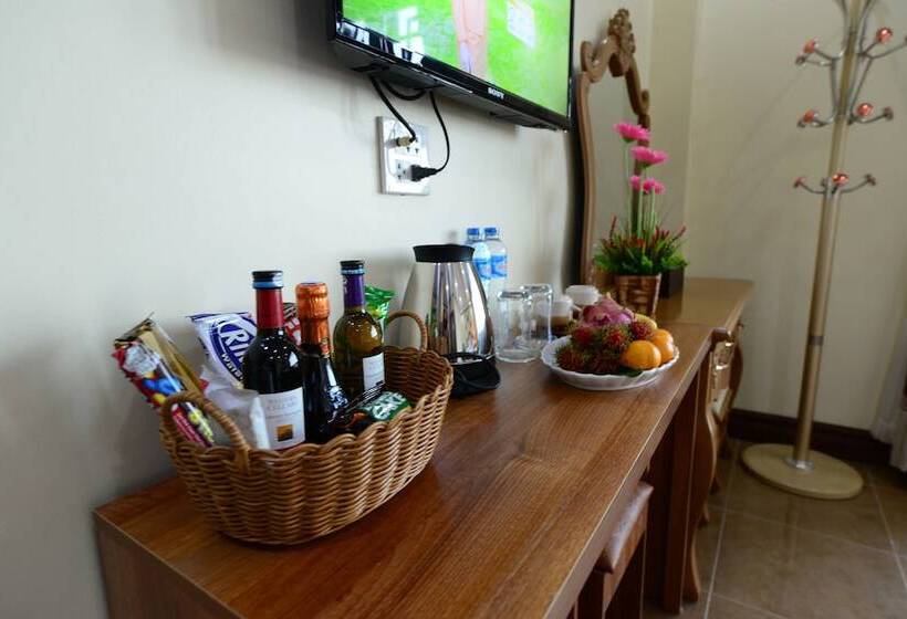 سوئیت پریمیوم, Vientiane Luxury