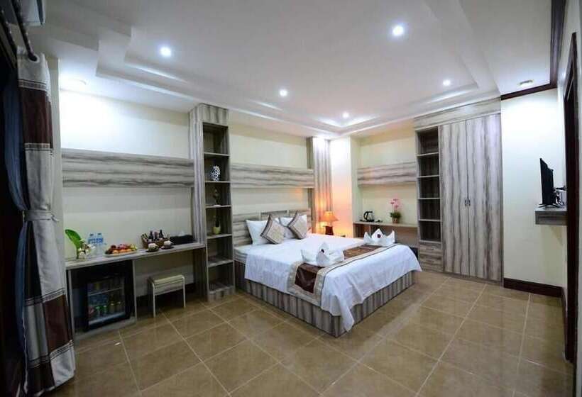 اتاق لوکس با بالکن, Vientiane Luxury