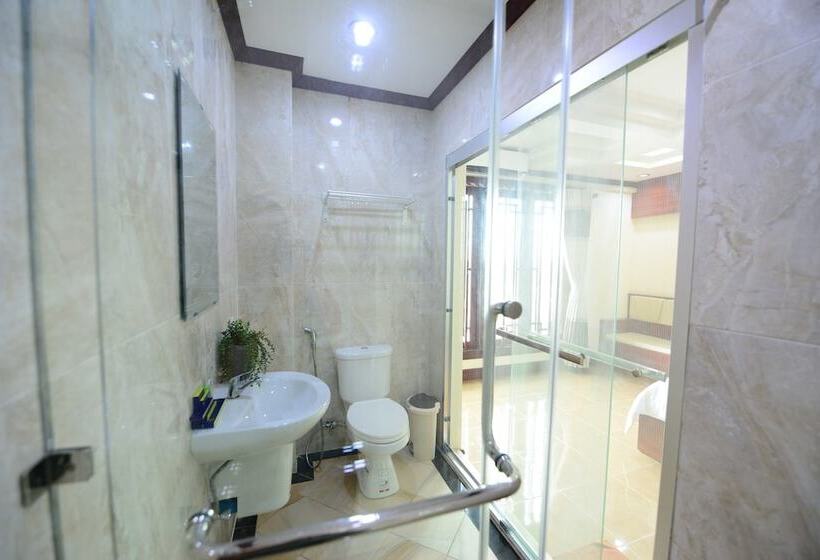 سوییت خانوادگی, Vientiane Luxury