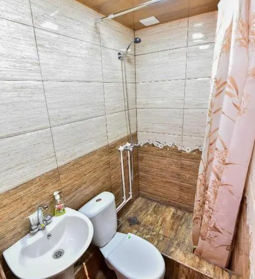 اتاق اکونومی, Mini House