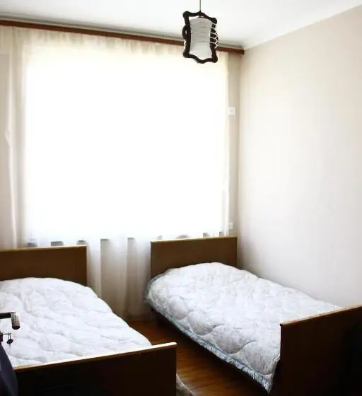 اتاق اکونومی, Mini House