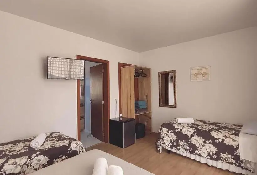 Standard Neljän Hengen Huone, Casa Da Flôr Guesthouse, Praia Grande, Beto Carrero