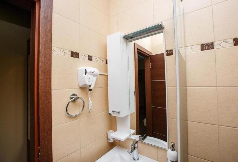 اتاق لوکس, Morava šabac