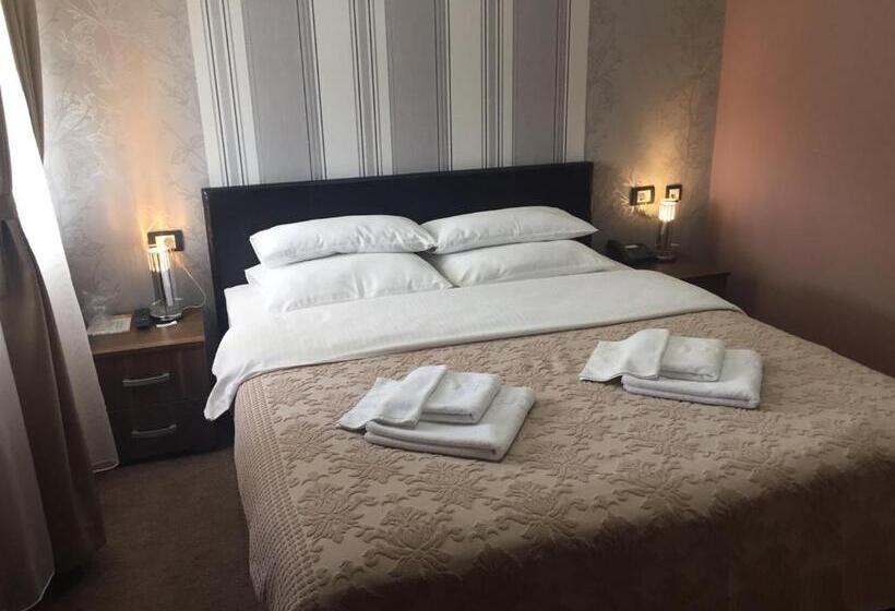 اتاق لوکس, Morava šabac