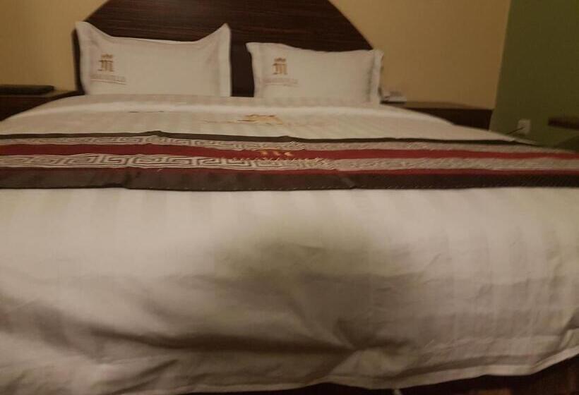 غرفة إقتصادية, Mbayaville