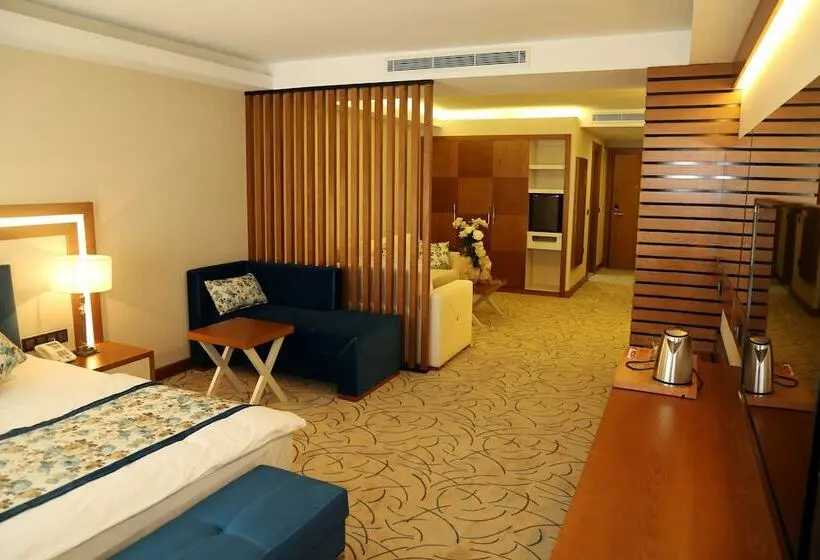 اتاق لوکس, Yol Is Holiday Trabzon