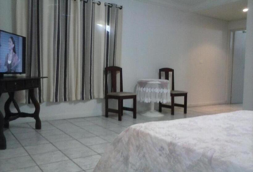 デラックスルーム, Otellin Triumph